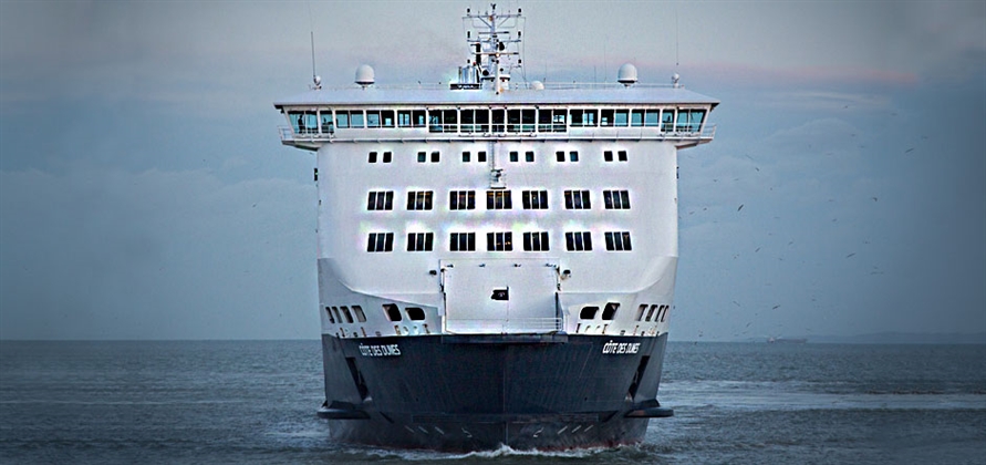 DFDS welcomes new passenger ferry at Dover