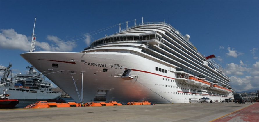 Piraeus welcomes maiden call from Carnival Vista