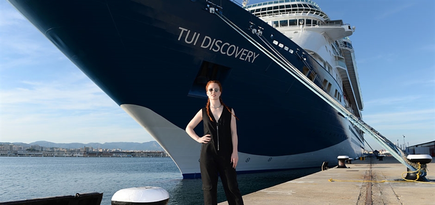 TUI Discovery officially welcomed into Thomson fleet