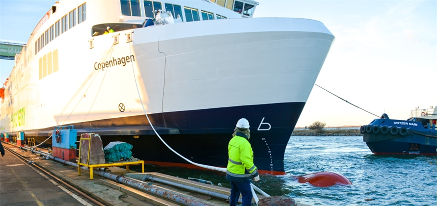 Scandlines’ new hybrid ferry leaves Fayard shipyard