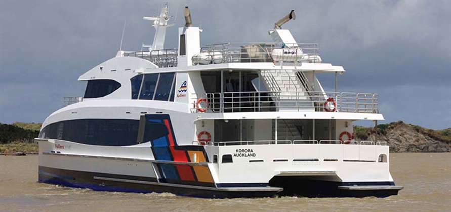 Incat Crowther delivers new passenger ferry to Auckland