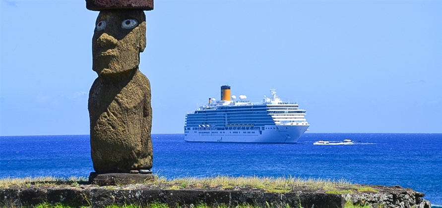 Costa Luminosa departs Savona for world cruise