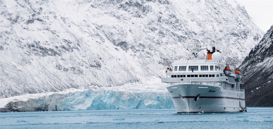Hapag-Lloyd Cruises’ Bremen receives Polar Ship Certificate