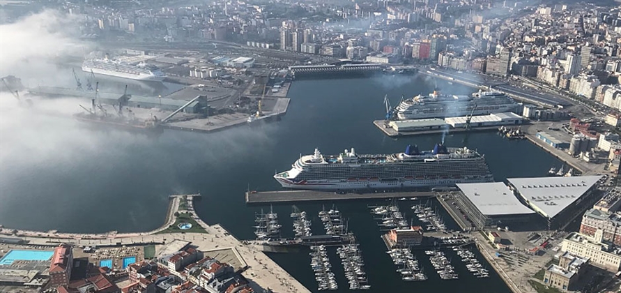 A Coruña hosts record number of cruise passengers in one day