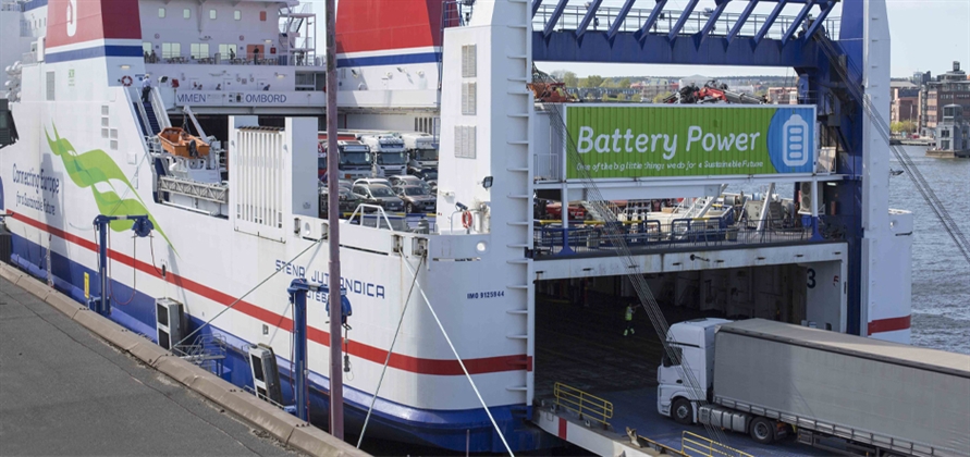 Stena Jutlandica completes first month as a diesel-electric ferry