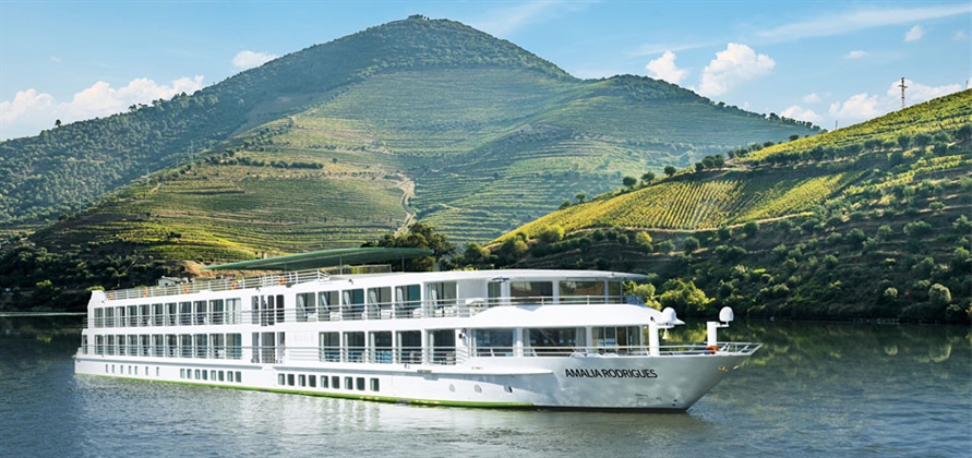 CroisiEurope to christen new Amalia Rodrigues in Porto in 2019