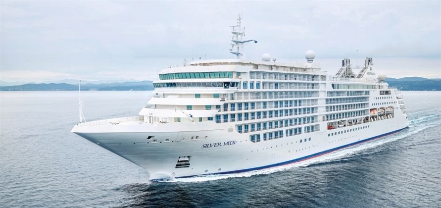 Silversea takes delivery of Silver Moon from Fincantieri