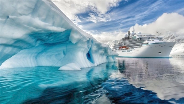 MV Werften resumes production of Crystal Endeavor