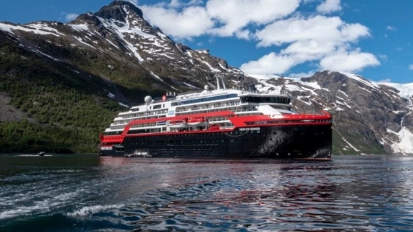 Hurtigruten Expeditions to officially name Fridtjof Nansen in Svalbard
