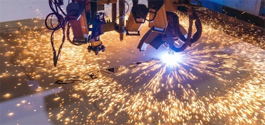 Silversea holds steel-cutting ceremony for Silver Nova