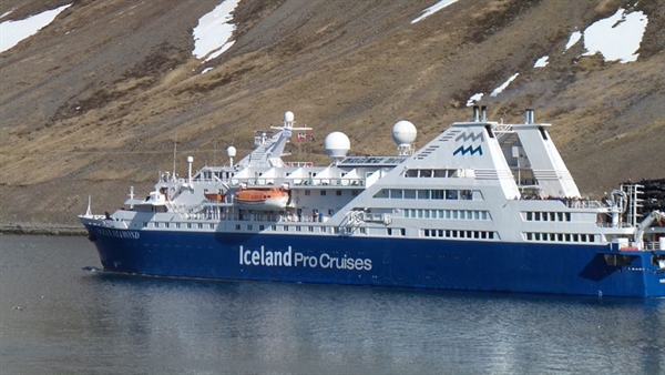 Forging ahead with small-ship luxury expedition cruising