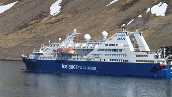 Forging ahead with small-ship luxury expedition cruising
