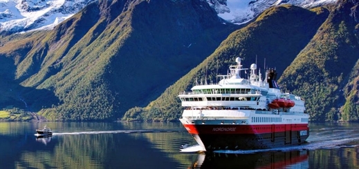 Hurtigruten Norway to operate its first emission-free ship by 2030
