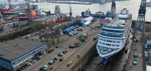Damen Shiprepair Amsterdam converts Azamara Onward