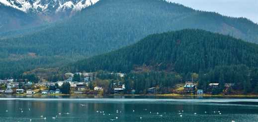 Norwegian Cruise Line donates land to Alaska Native corporation