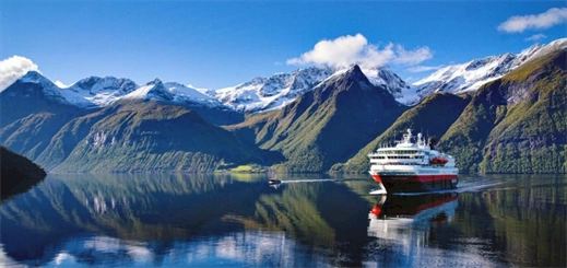Hurtigruten requests government funding for zero-emission ship project