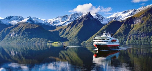 Hurtigruten Norway and Brunvoll receive funding for zero-emission ship