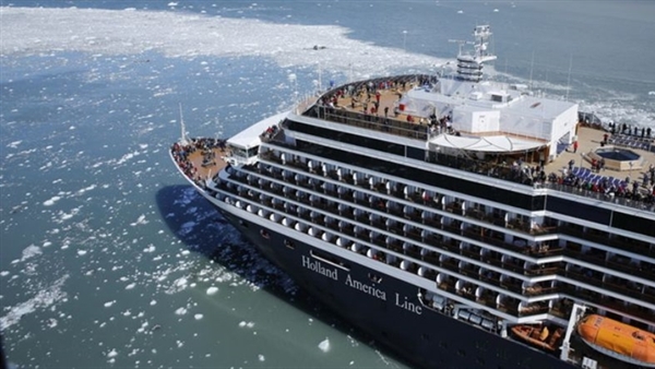 Holland America completes fleetwide shore power installation project