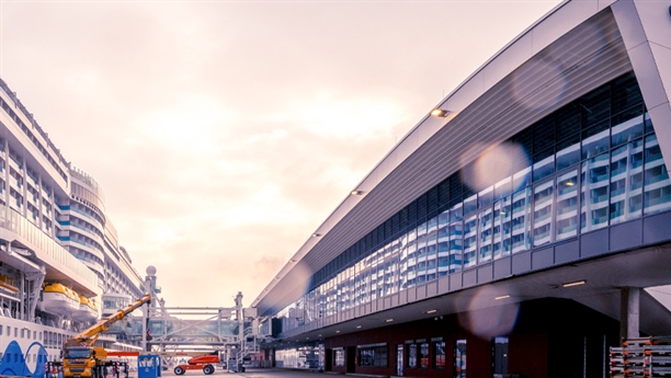Hamburg ends 2023 cruise season with record-breaking guest numbers