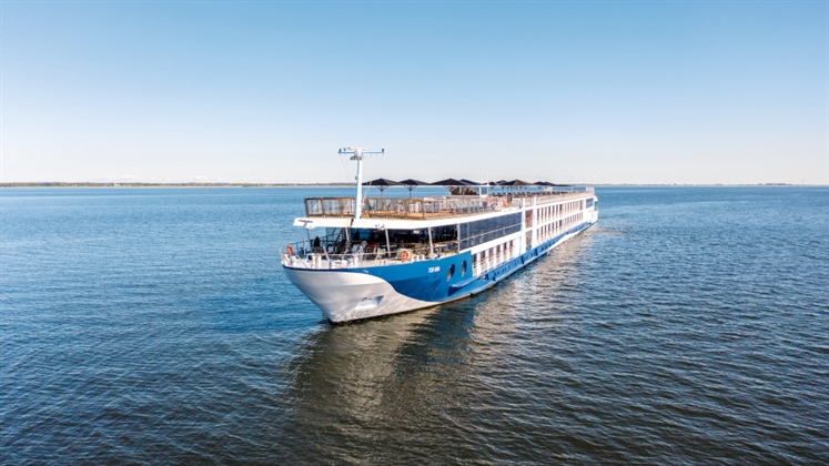 TUI River Cruises launches updated onboard entertainment for 2024