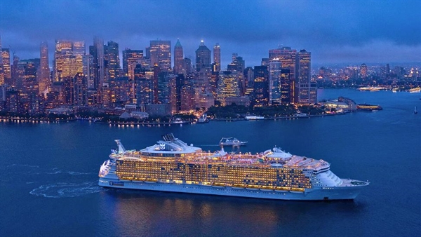 Royal Caribbean orders seventh Oasis-class ship