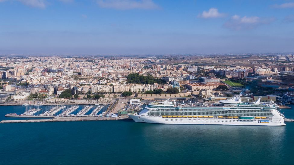 Port Authority of Cartagena to build shore power system at cruise terminal
