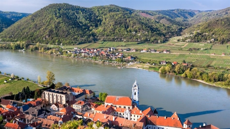 AmaWaterways chooses Sarah Little as godmother of new Danube ship