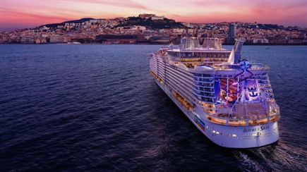 Bolidt refurbishes 30 spaces onboard Allure of the Seas