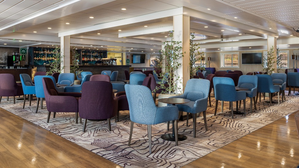 Aros Marine refurbishes interiors on Spitsbergen