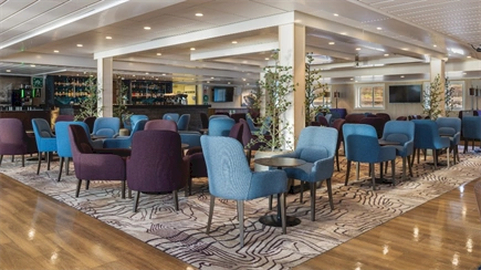 Aros Marine refurbishes interiors on Spitsbergen