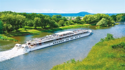 CroisiEurope to offer first-ever paddlewheel cruises on River Seine