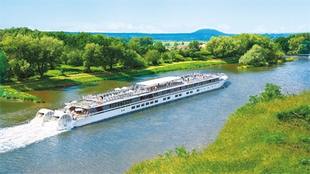 CroisiEurope to offer first-ever paddlewheel cruises on River Seine