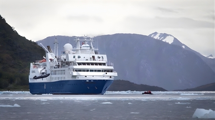 Polar Latitudes Expeditions adds Discoverer to polar fleet