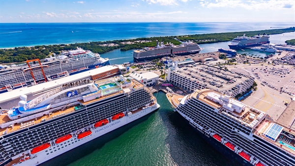 ‘Hey Siri, find my dream cruise’