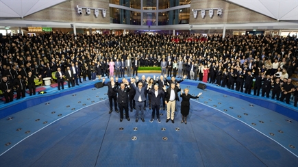 Royal Caribbean takes delivery of Legend of the Seas from Meyer Turku