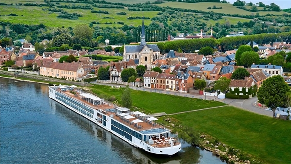 Viking takes delivery of Viking Annar and Viking Fjolvar