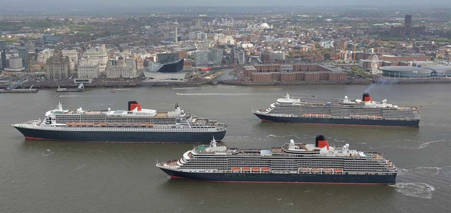 Three Queens meet in Liverpool for first time in 175 years