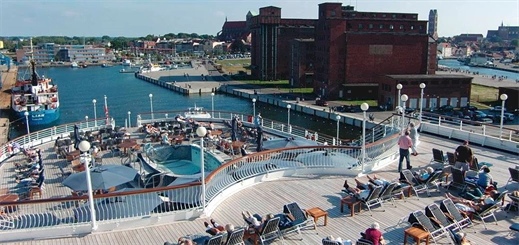 Voyager to open season at Columbus Cruise Center Wismar