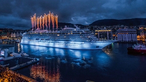 Cruise order book: big yards share order windfall