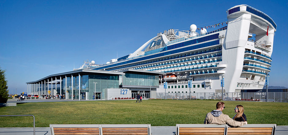 Securing the right support while berthed in port