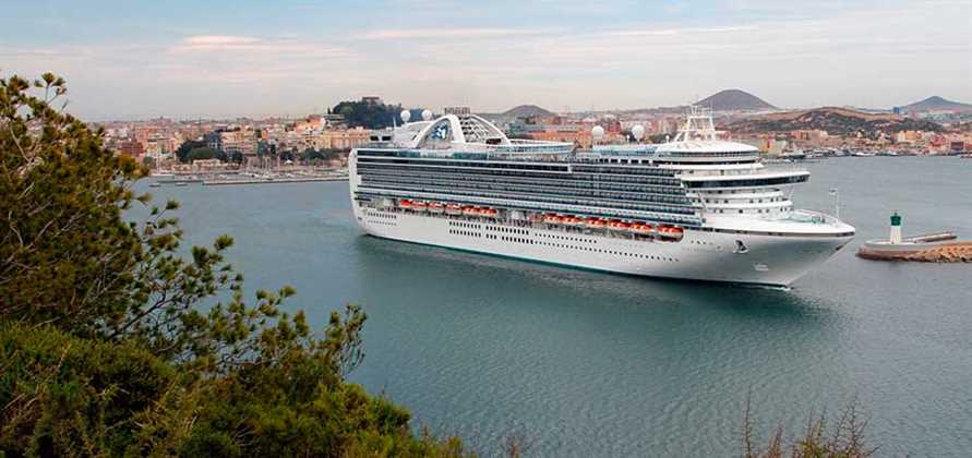 Cartagena to host 200,000 guests and 120 cruise calls in 2016