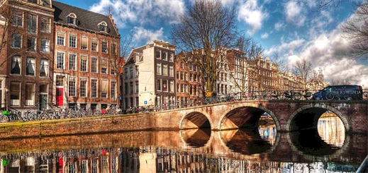 Port of Amsterdam boosts security for river cruise ships