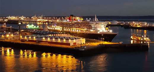 Cunard Line flagship calls at port of Le Havre