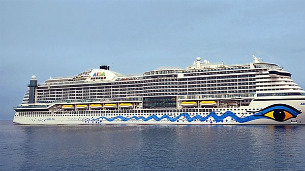 Cruise Gate Hamburg hosts record cruise traffic in 2016