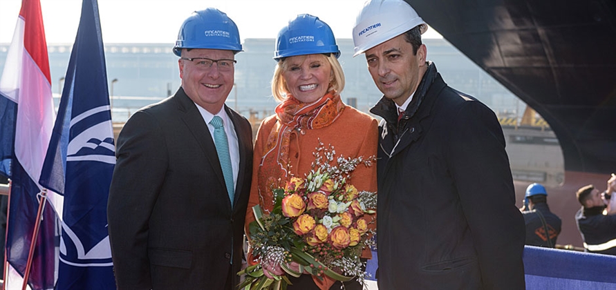 Holland America holds coin ceremony for Nieuw Statendam