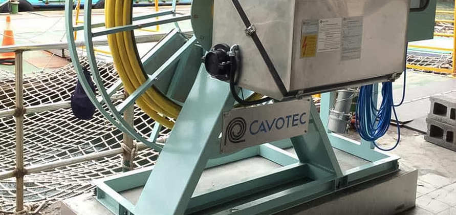 Cavotec connects Asia’s first e-ferry to electrical power