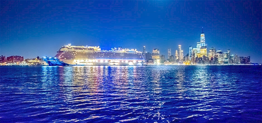 Norwegian Bliss makes New York City debut