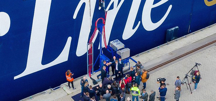 Port of Kiel installs emission-free shore power supply