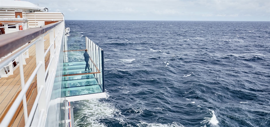 Brombach + Gess creates glass balconies for Hanseatic nature