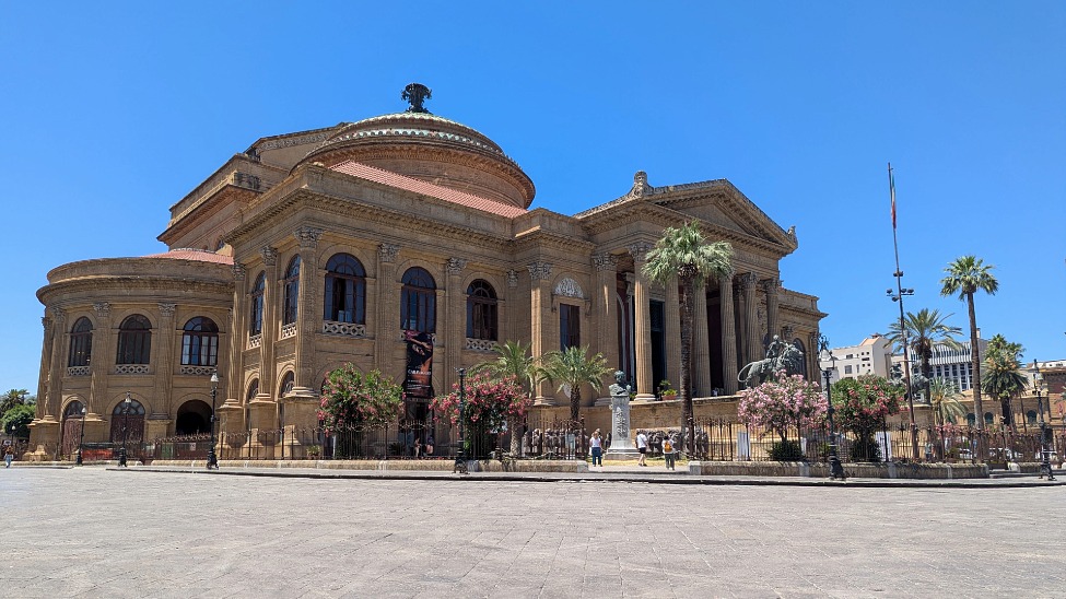Teatro Massimo di Palermo, which was inaugurated in 1897 and is the biggest opera house in Italy (Credit: Rebecca Gibson)
